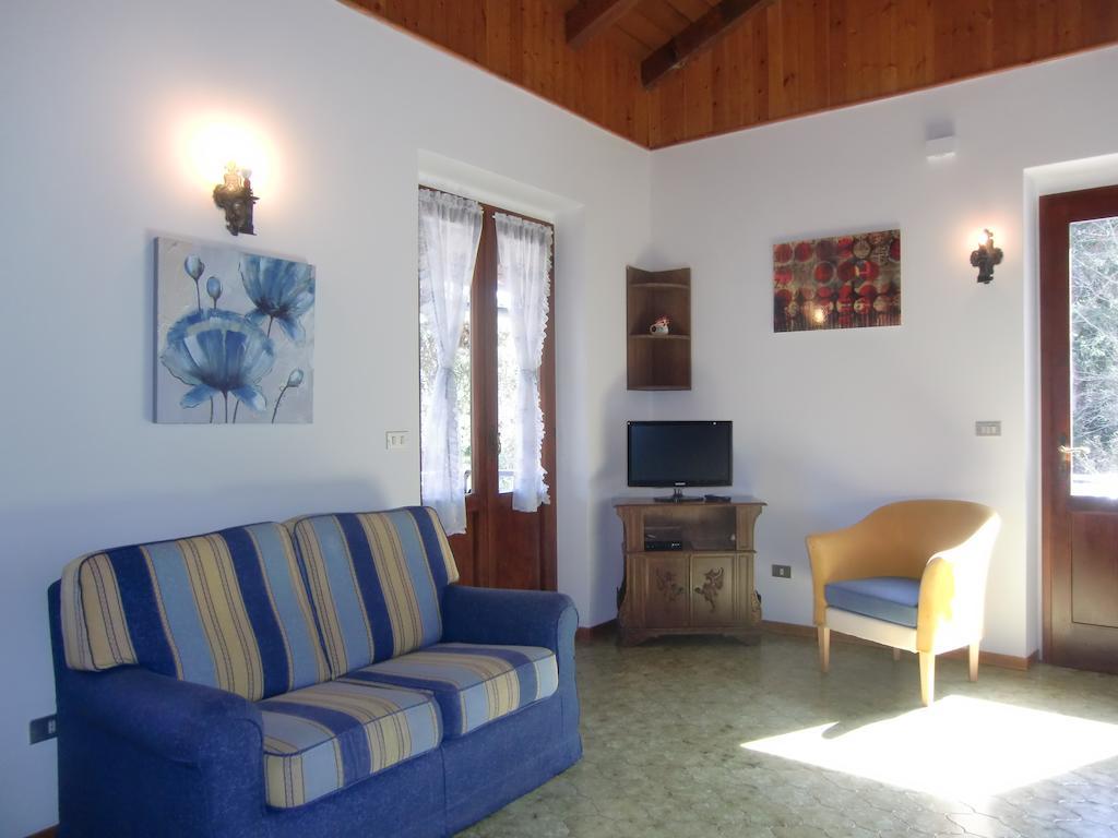 Casa Ambra Apartment Val Maria-Pur Cameră foto